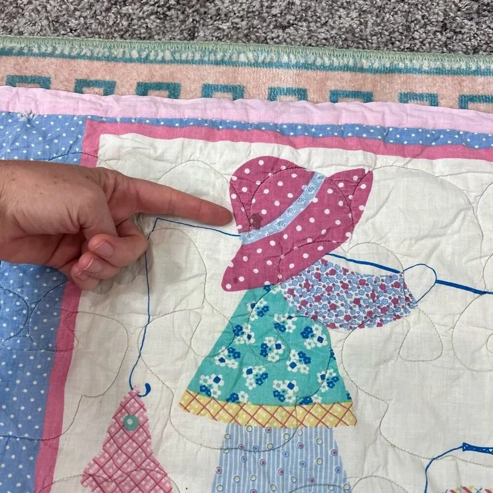 Vintage Sunbonnet Sue Sam Blue Pink Holly Hobby Style Bonnet Throw Quilt 49"x43" - Picture 5 of 15